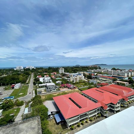 Aru Suites Homestay Wifi,Carpark,24H Check In,Water Filter By R2 Residence Kota Kinabalu Esterno foto