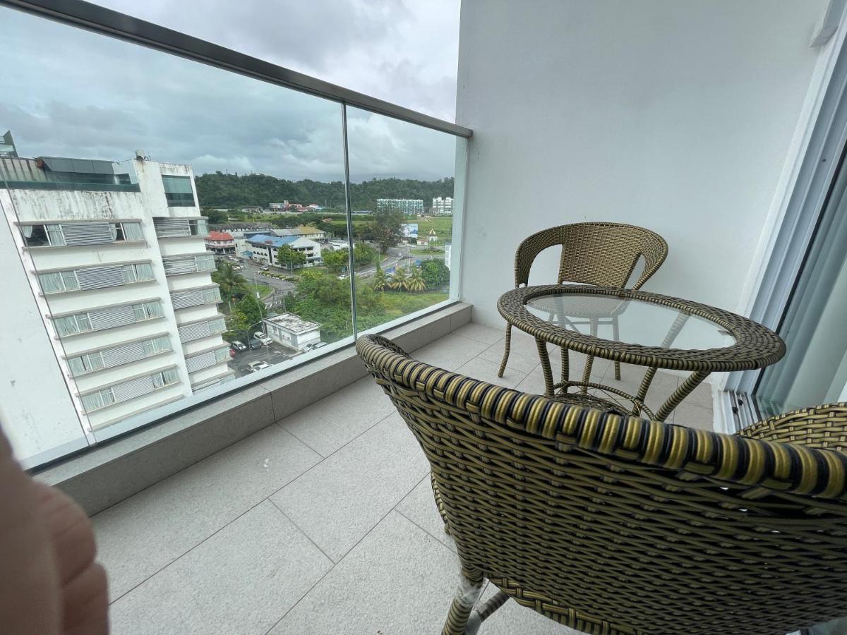 Aru Suites Homestay Wifi,Carpark,24H Check In,Water Filter By R2 Residence Kota Kinabalu Esterno foto